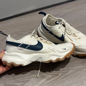 Nike Women’s TC 7900 Cream and Navy Sneakers